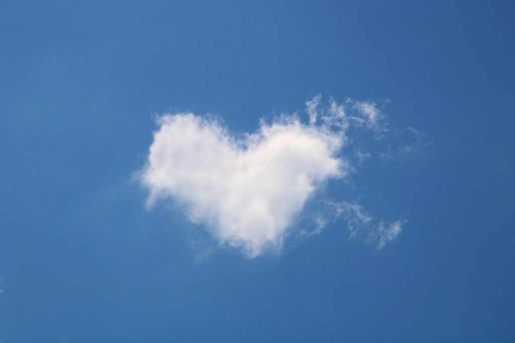Heart shape Cloud