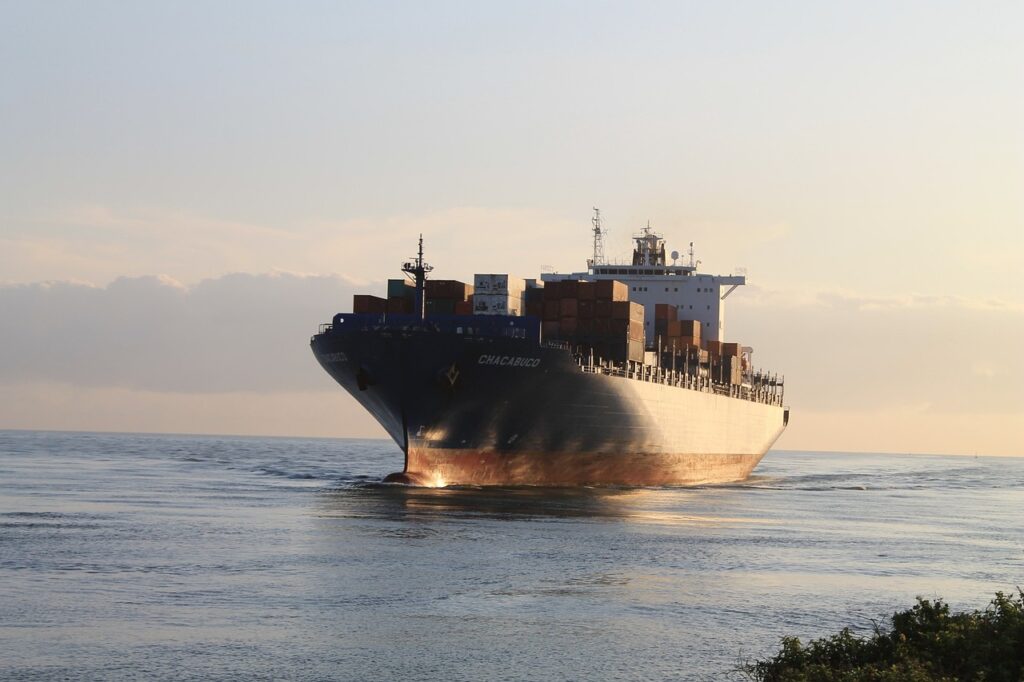 Ports reach deal with workers